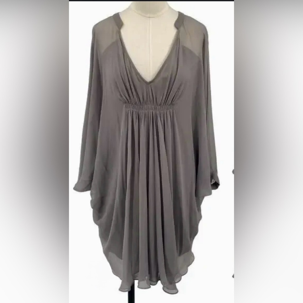 Diane Von Furstenberg DVF Flowy Light Grey Dress